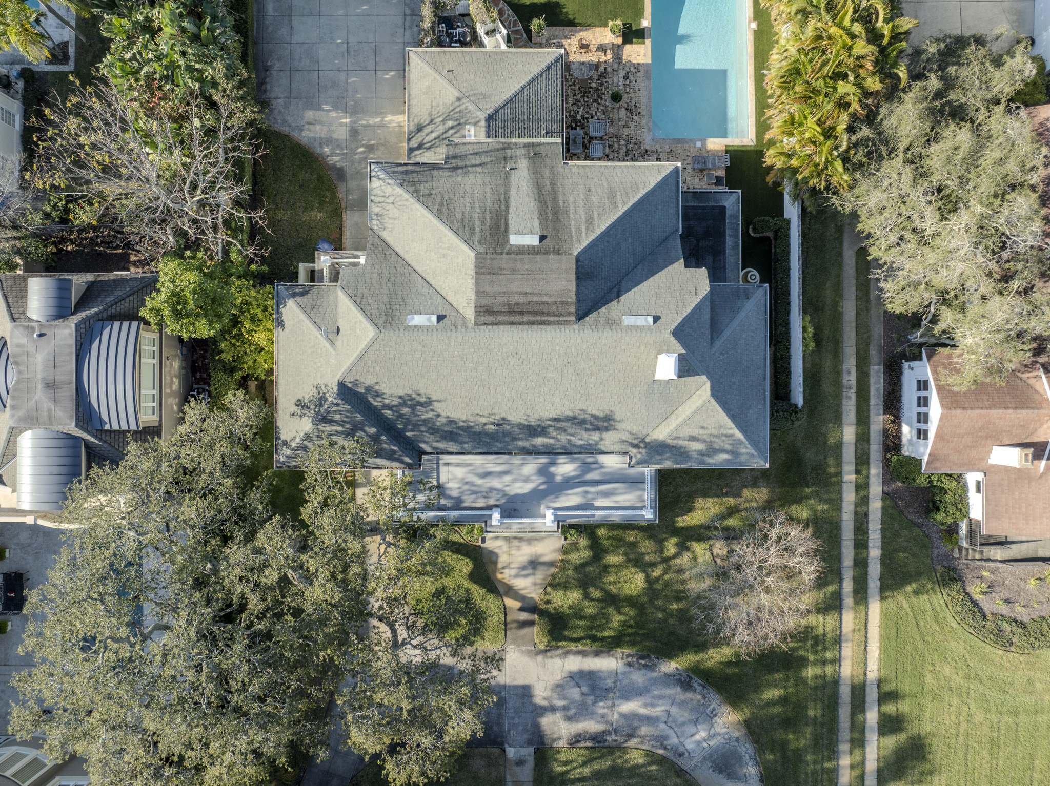Overhead roof inspection documentation